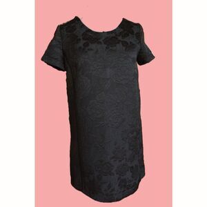 Silence + noise Anthropologie Little black shift dress raised jacquard fabric S